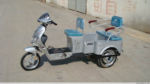 2004年 金彭1號(hào)車.jpg